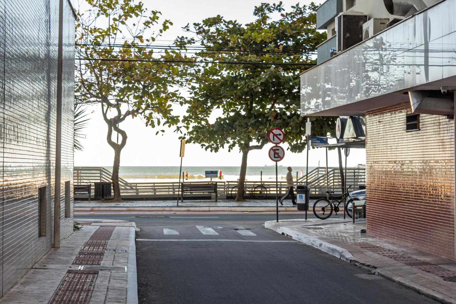 Custo Beneficio, 100 Metros Da Praia, Bc P880 Balneario Camboriu Exterior photo